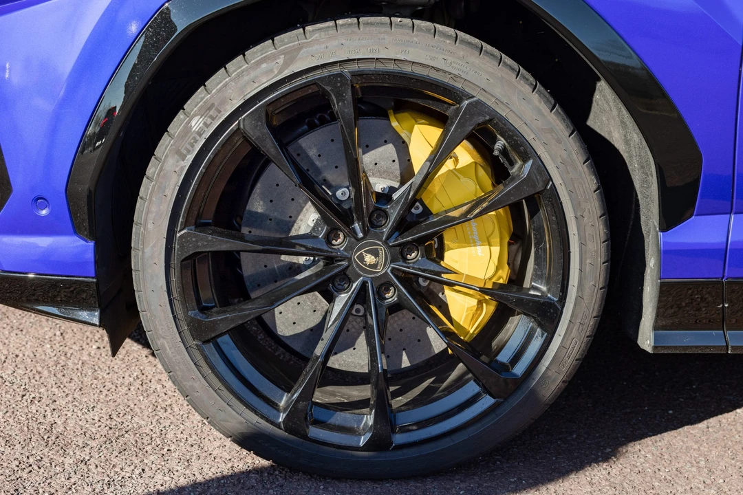 2019 Lamborghini Urus - Image 15 of 31
