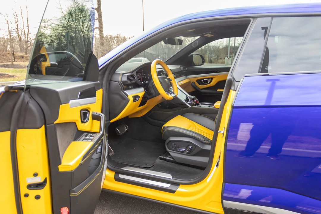 2019 Lamborghini Urus - Image 22 of 31