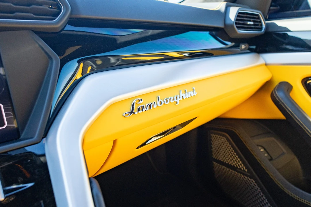 2019 Lamborghini Urus - Image 31 of 31