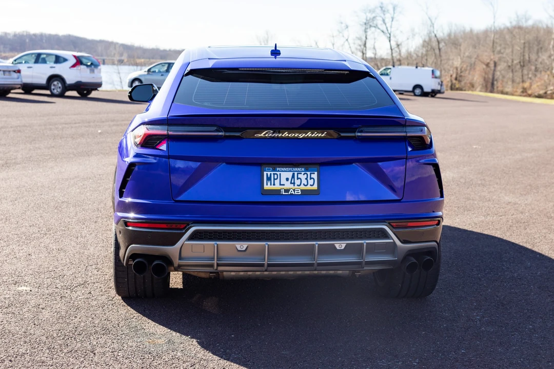 2019 Lamborghini Urus - Image 7 of 31