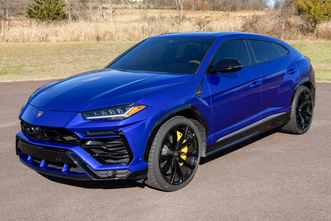 2019 Lamborghini Urus - Image 1 of 31