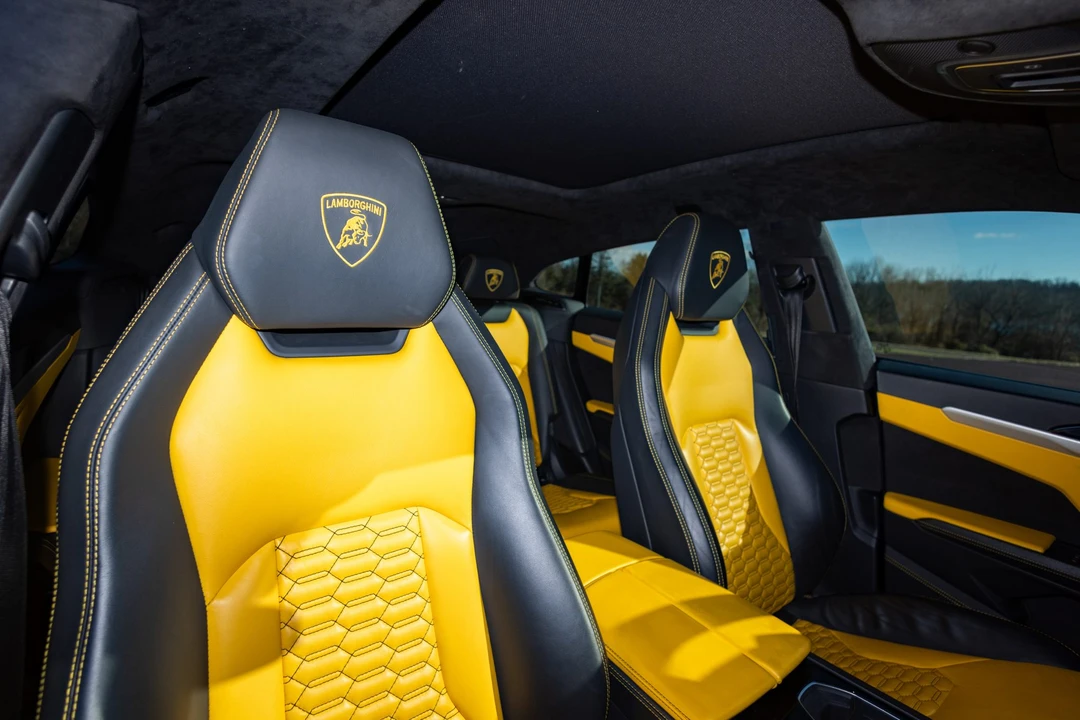 2019 Lamborghini Urus - Image 24 of 31