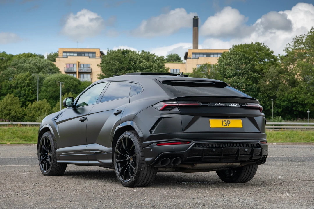 2019 Lamborghini Urus - Image 7 of 31