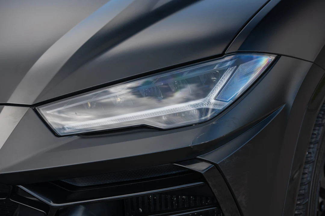 2019 Lamborghini Urus - Image 14 of 31