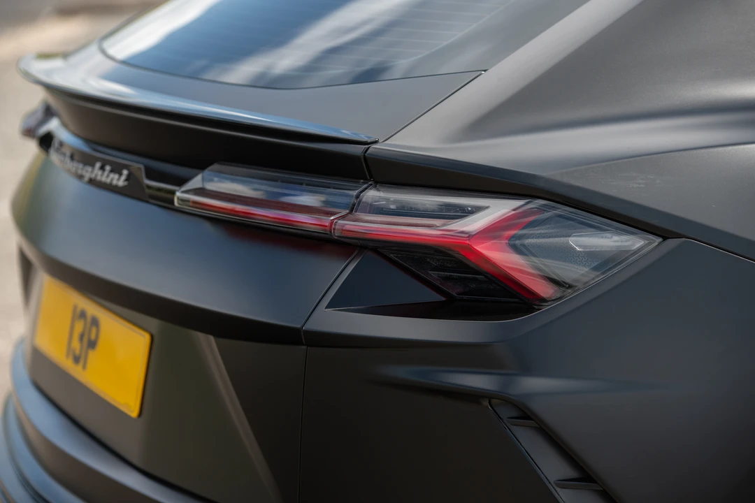 2019 Lamborghini Urus - Image 22 of 31