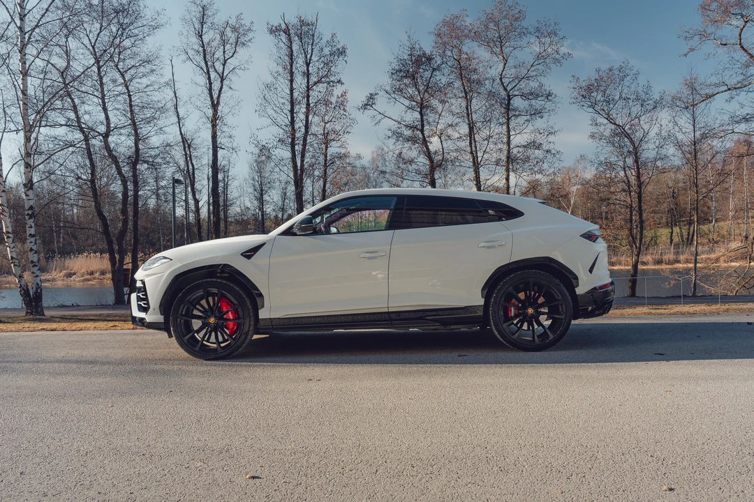 2019 Lamborghini Urus - Image 5 of 31