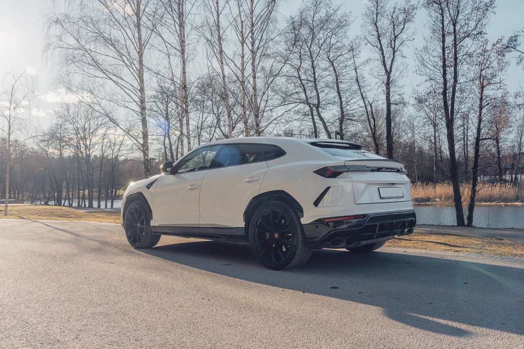 2019 Lamborghini Urus - Image 6 of 31