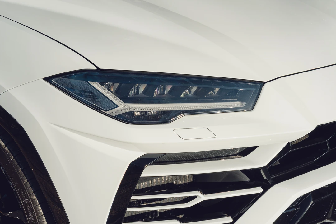 2019 Lamborghini Urus - Image 16 of 31