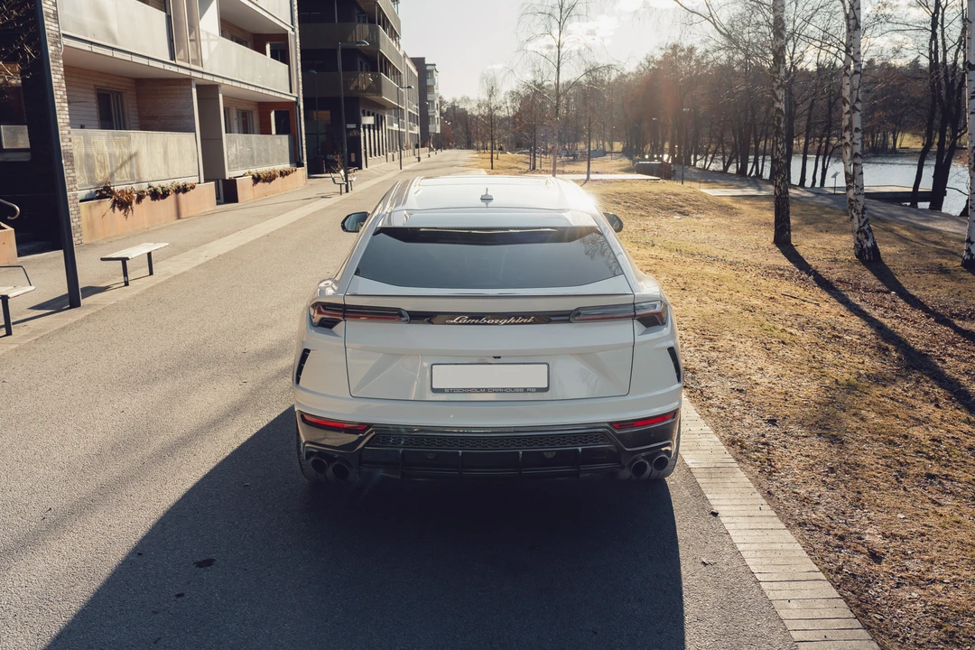 2019 Lamborghini Urus - Image 29 of 31