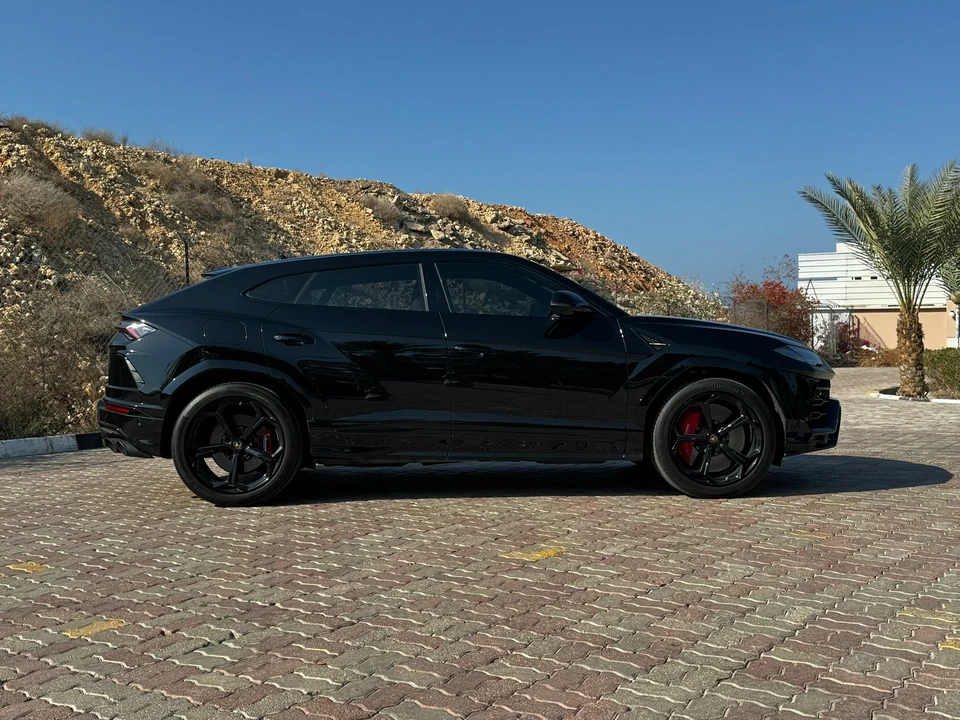 2019 Lamborghini Urus - Image 16 of 21