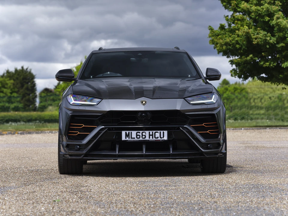 2019 Lamborghini Urus - Image 2 of 31