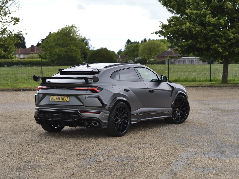 2019 Lamborghini Urus - Image 17 of 31
