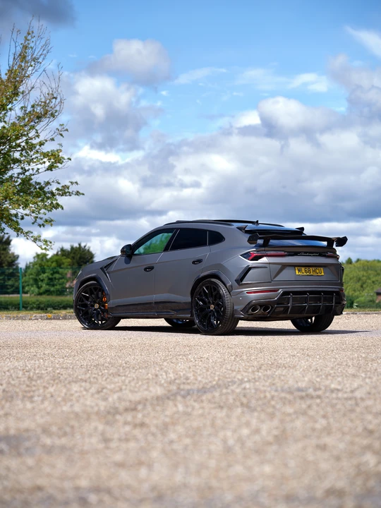 2019 Lamborghini Urus - Image 22 of 31