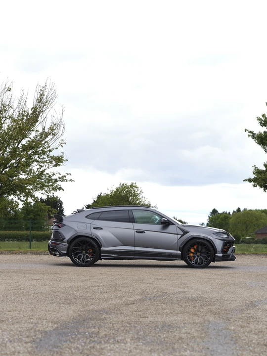 2019 Lamborghini Urus - Image 25 of 31