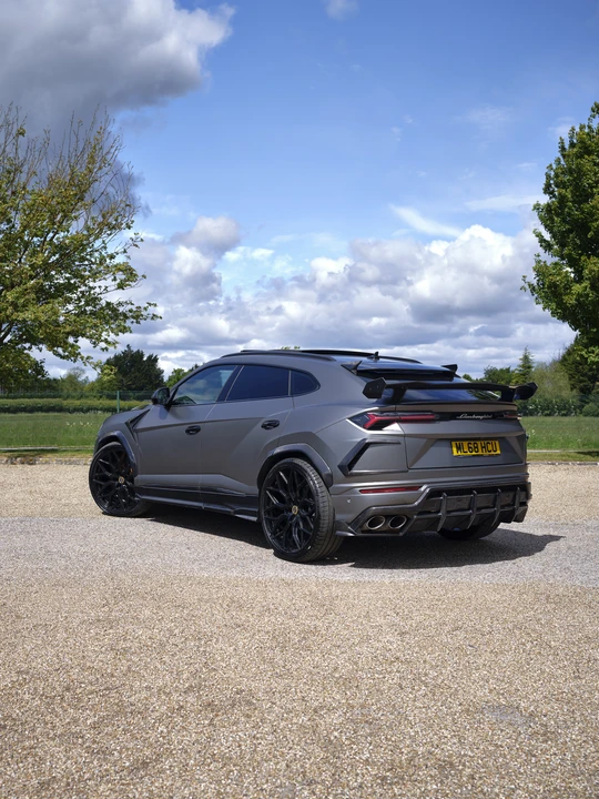2019 Lamborghini Urus - Image 28 of 31