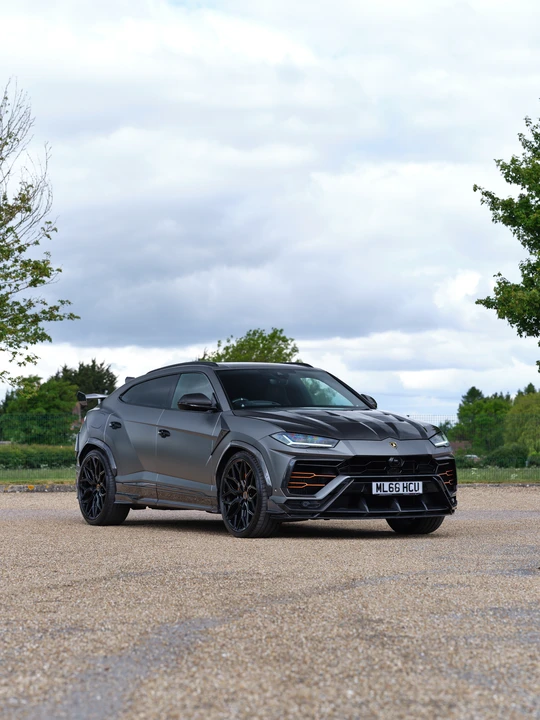 2019 Lamborghini Urus - Image 31 of 31