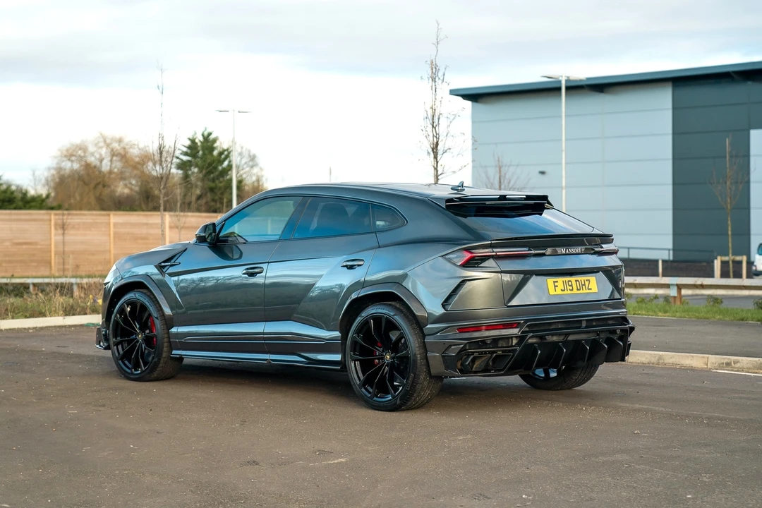 2019 Lamborghini Urus - Image 14 of 31