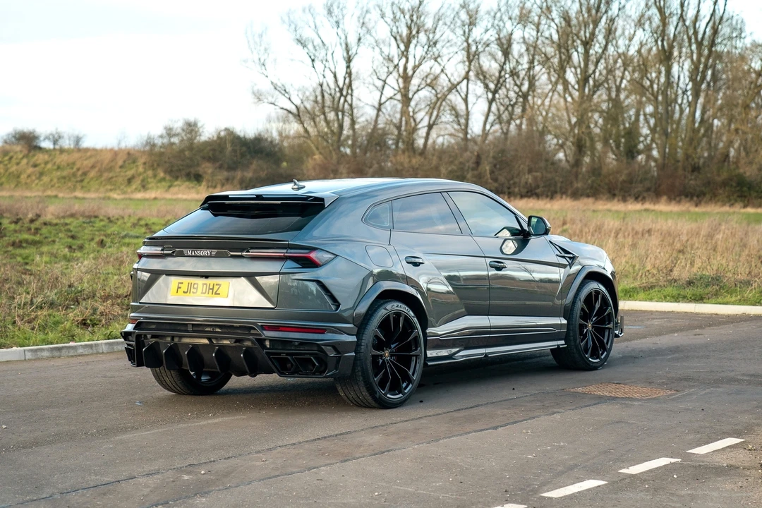 2019 Lamborghini Urus - Image 15 of 31