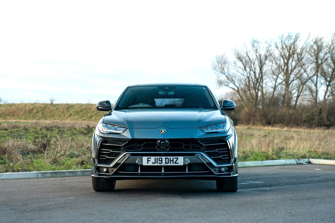 2019 Lamborghini Urus - Image 10 of 31