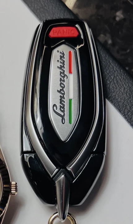 2019 Lamborghini Urus - Image 10 of 11