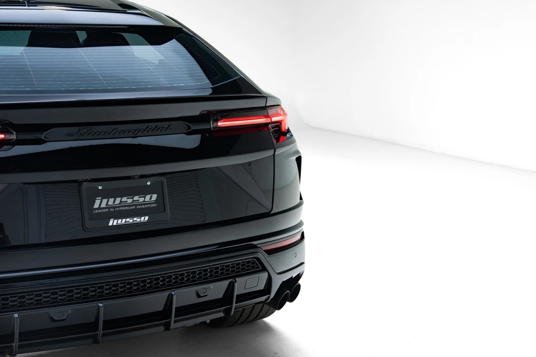 2019 Lamborghini Urus - Image 29 of 31