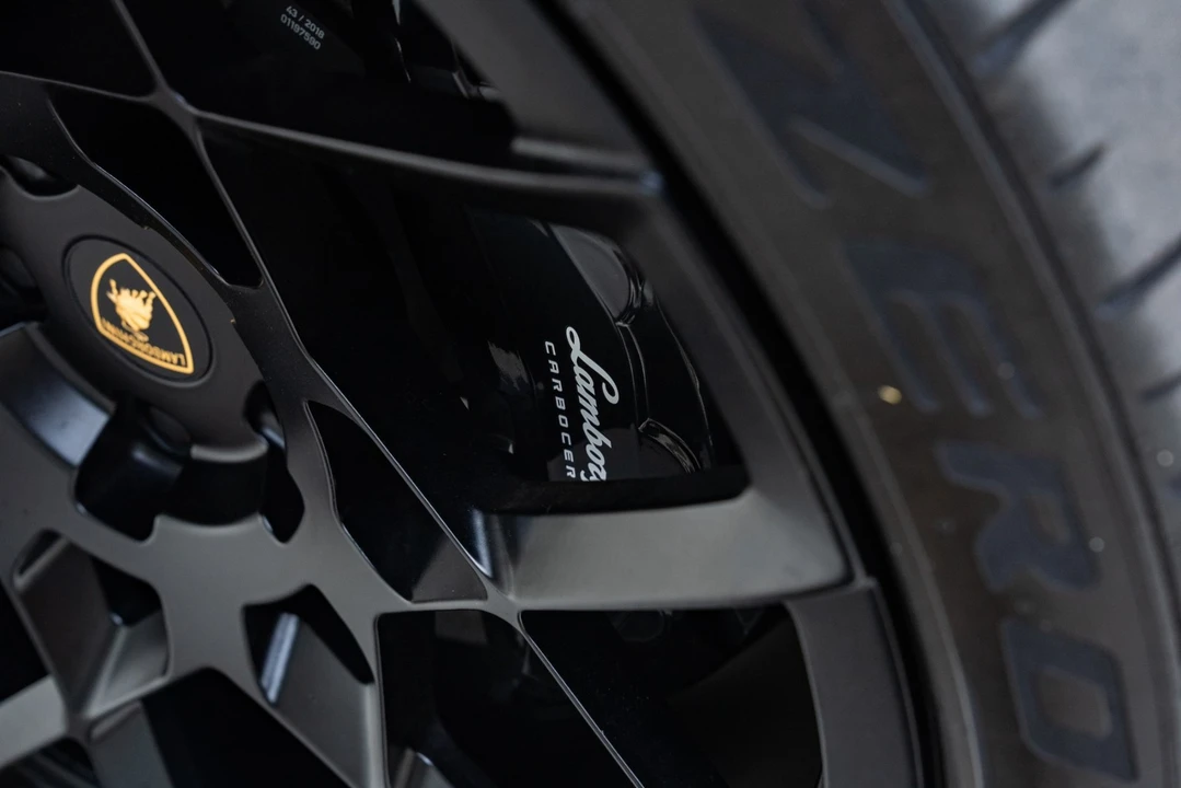 2019 Lamborghini Urus - Image 21 of 31