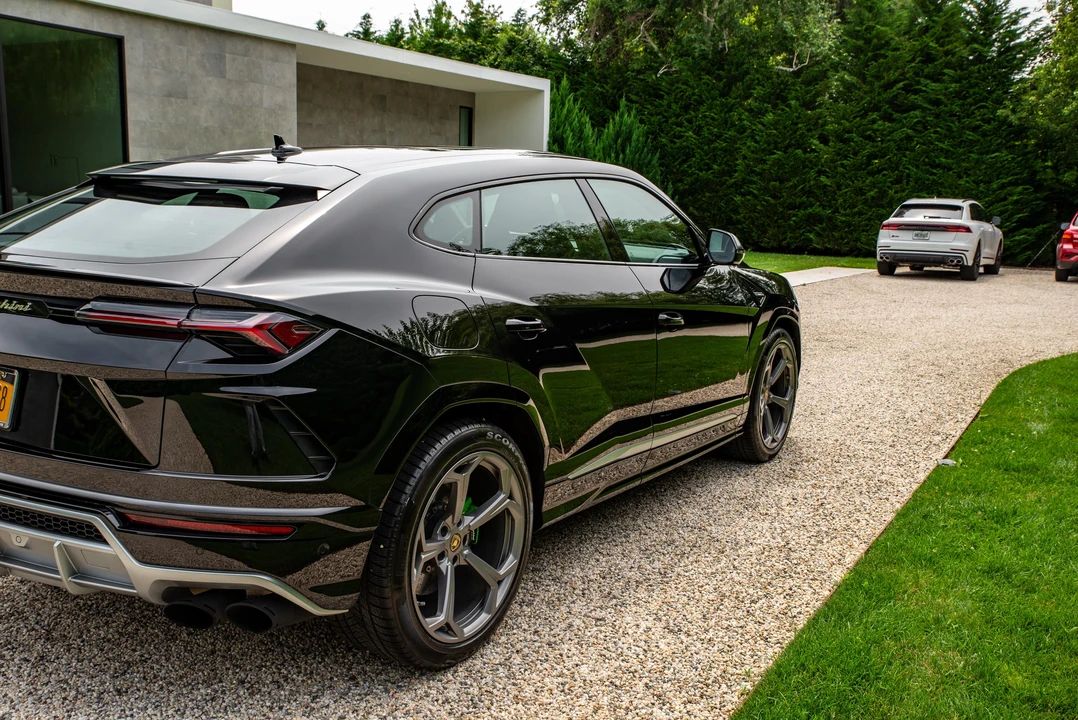 2019 Lamborghini Urus - Image 24 of 31