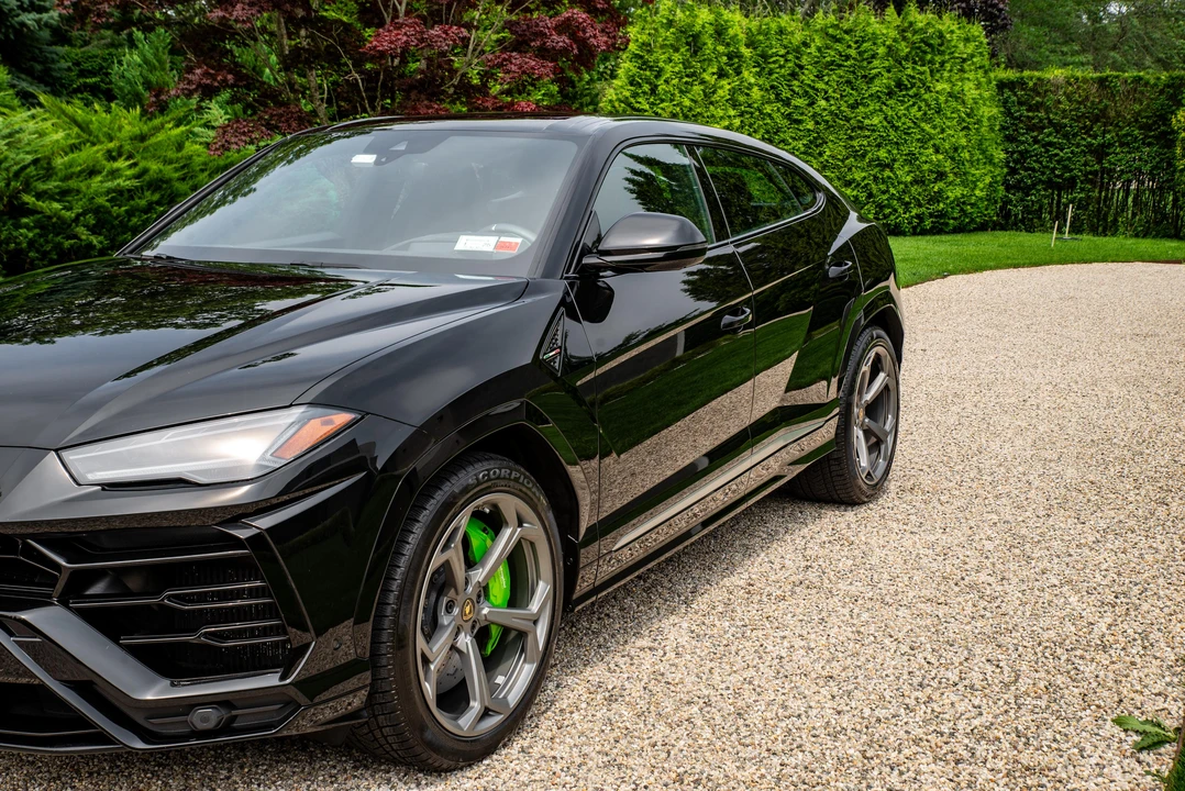 2019 Lamborghini Urus - Image 13 of 31