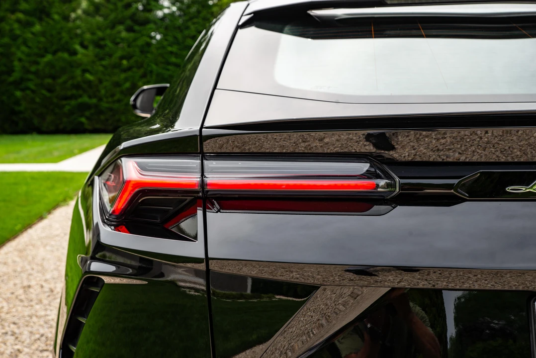 2019 Lamborghini Urus - Image 19 of 31