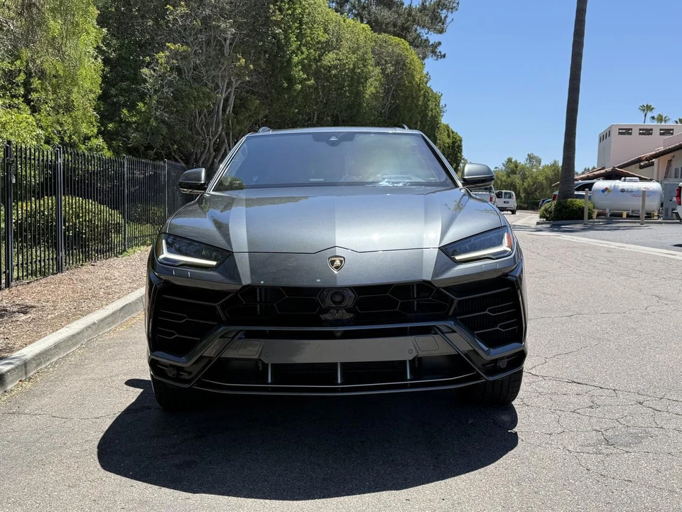 2019 Lamborghini Urus - Image 8 of 23