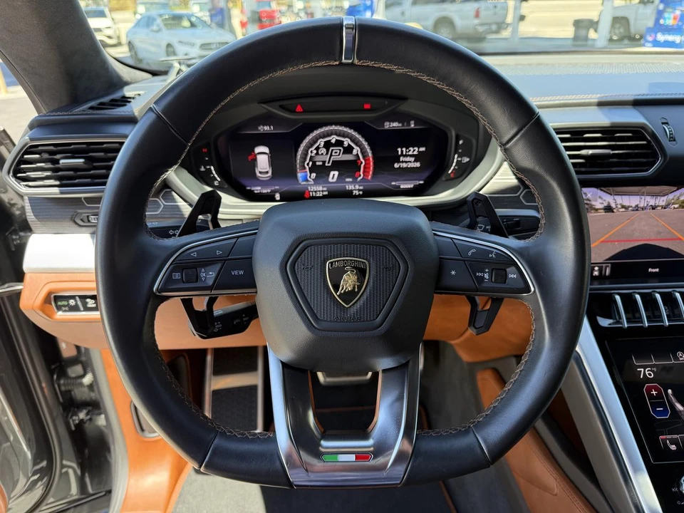 2019 Lamborghini Urus - Image 12 of 23