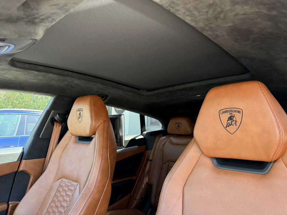 2019 Lamborghini Urus - Image 16 of 23