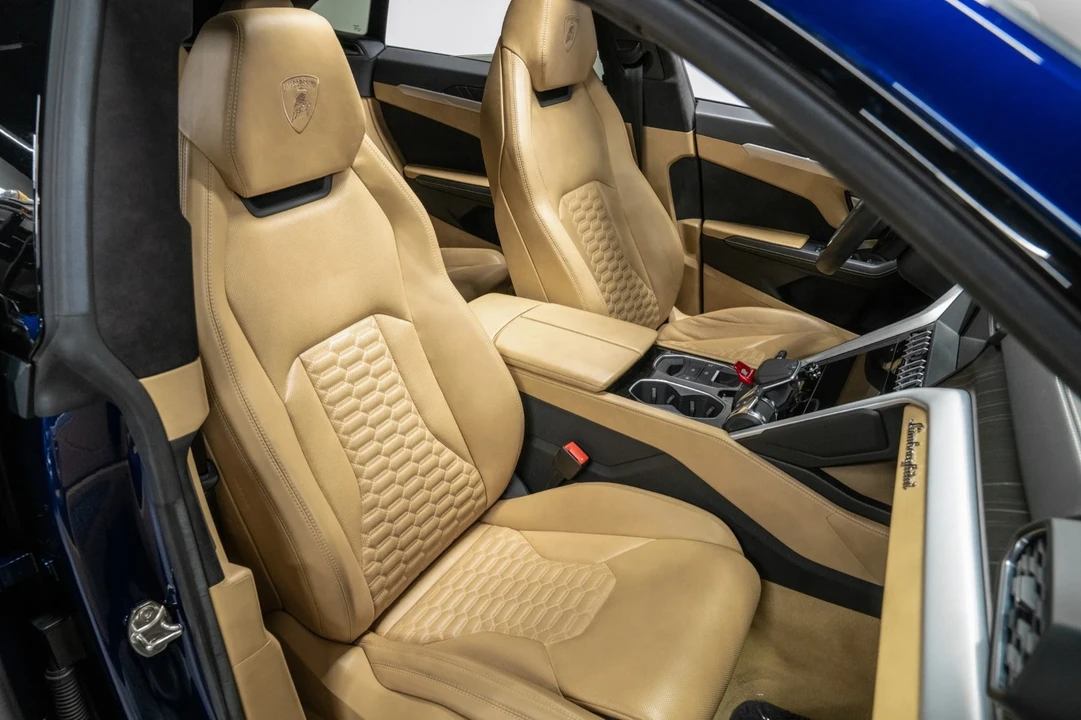 2019 Lamborghini Urus - Image 21 of 21