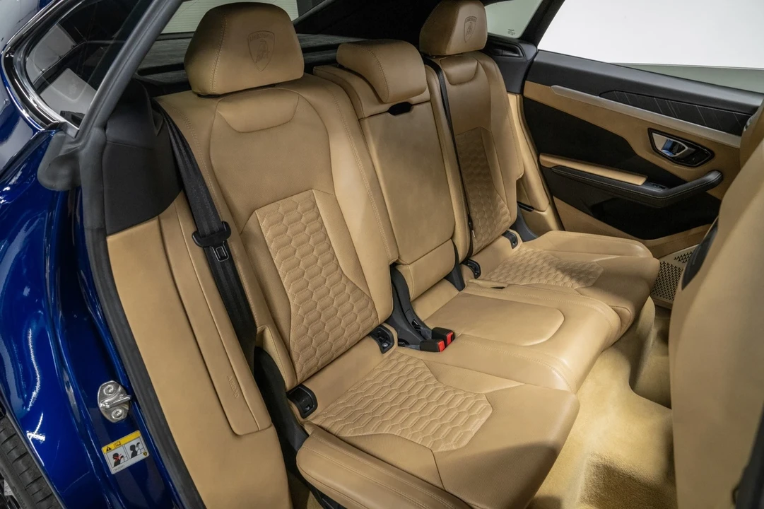 2019 Lamborghini Urus - Image 15 of 21