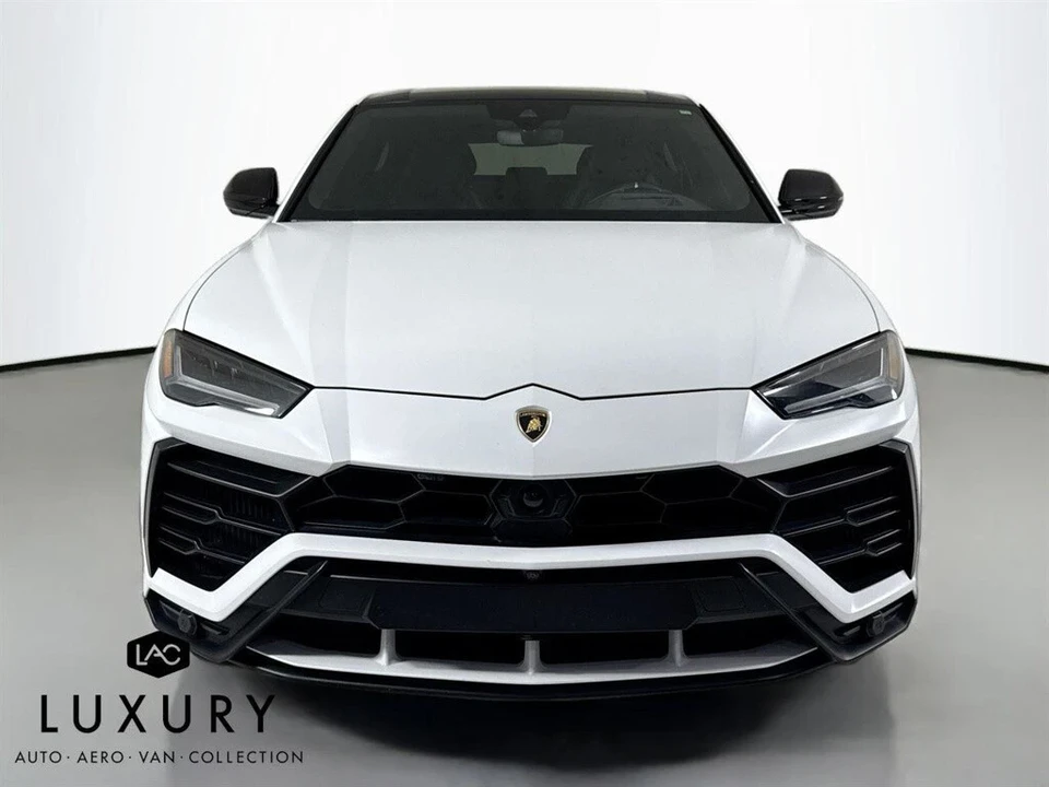2019 Lamborghini Urus - Image 10 of 12