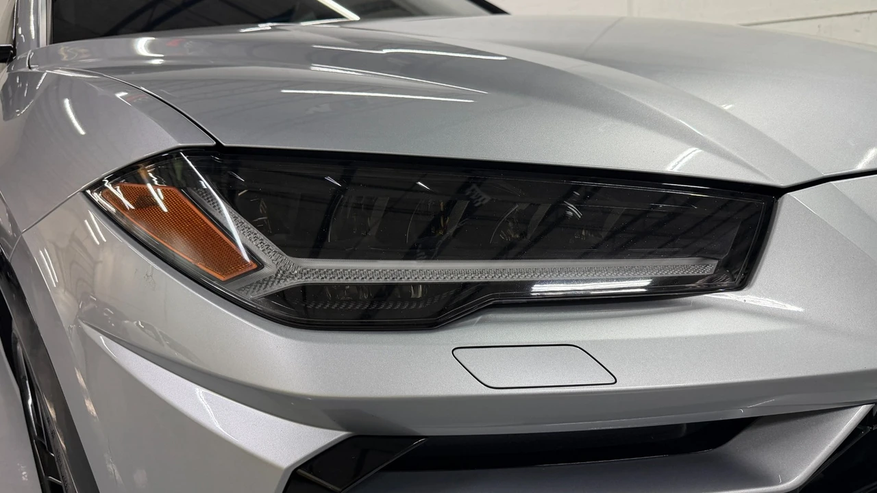 2019 Lamborghini Urus - Image 4 of 21