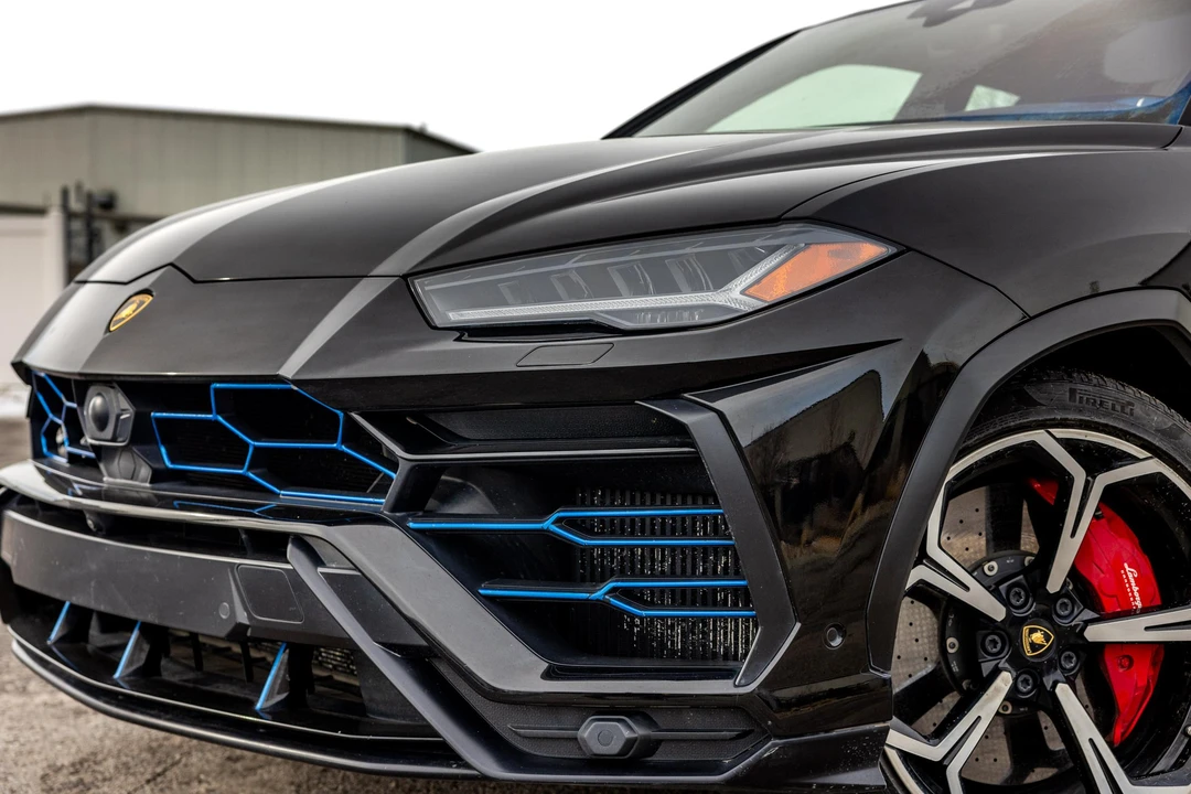 2019 Lamborghini Urus - Image 13 of 31