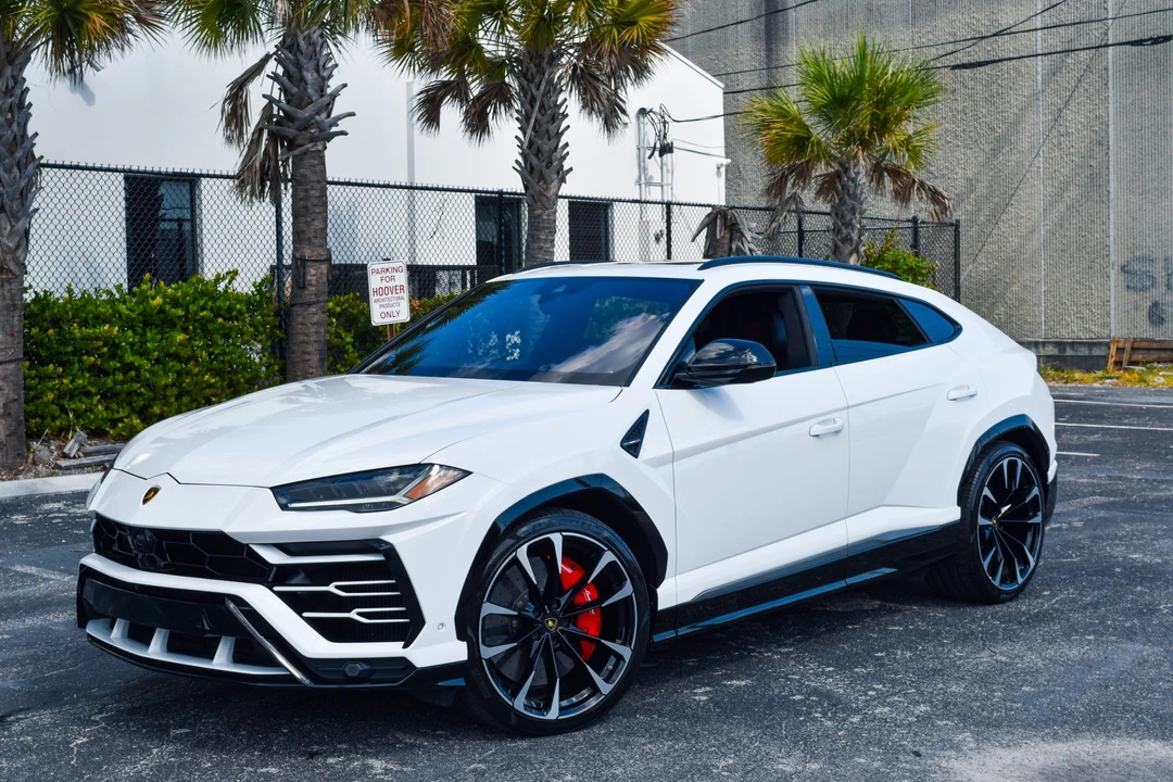 2019 Lamborghini Urus - Image 9 of 31