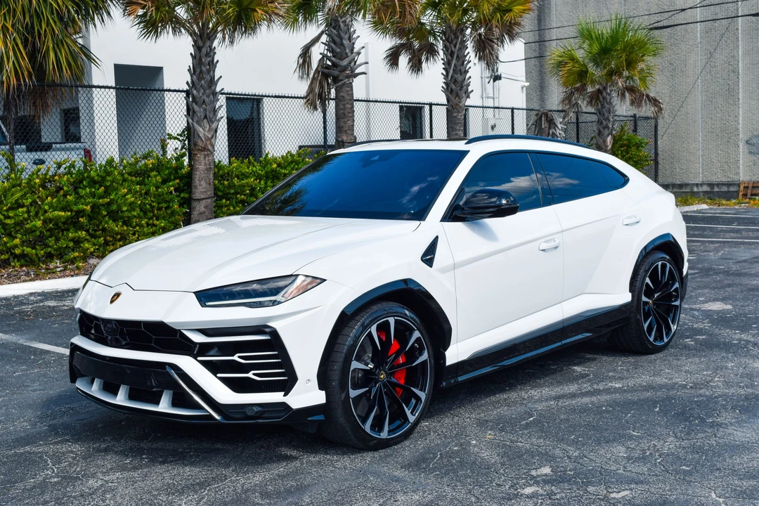 2019 Lamborghini Urus - Image 8 of 31