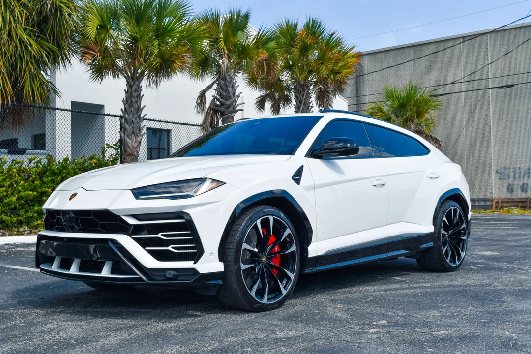 2019 Lamborghini Urus - Image 7 of 31