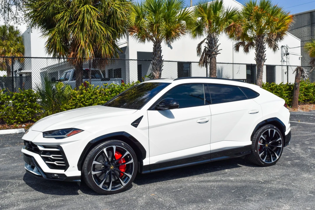 2019 Lamborghini Urus - Image 14 of 31