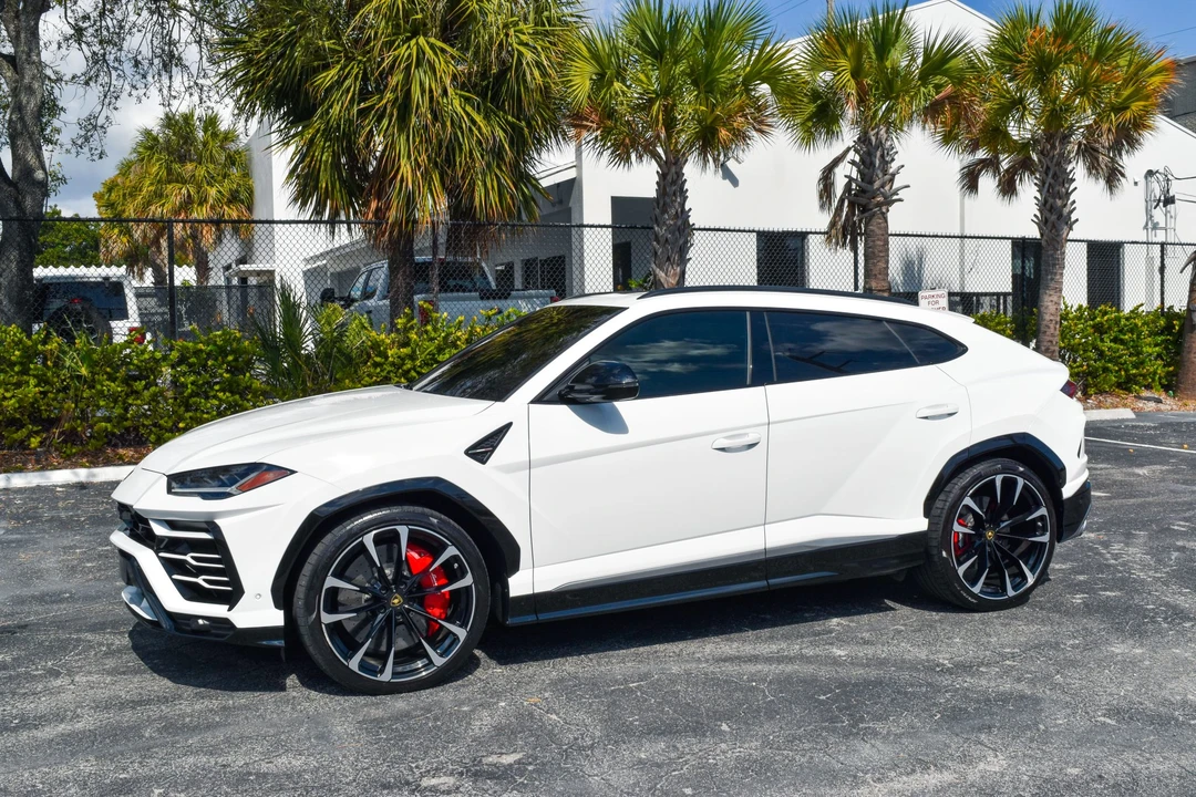 2019 Lamborghini Urus - Image 15 of 31