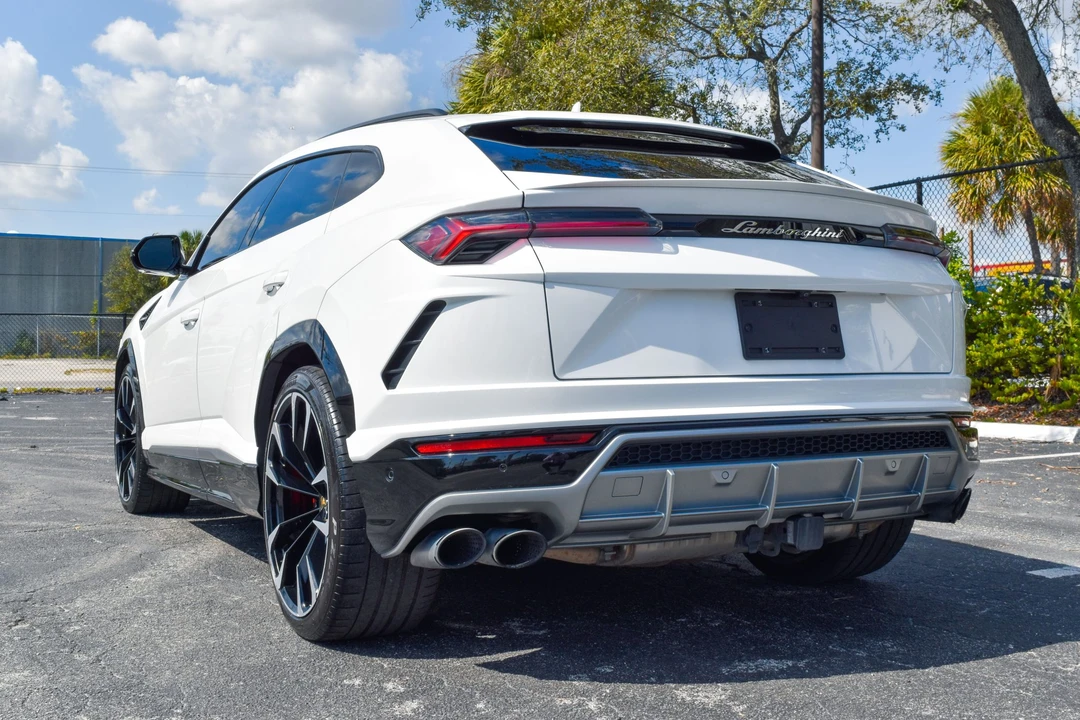2019 Lamborghini Urus - Image 30 of 31