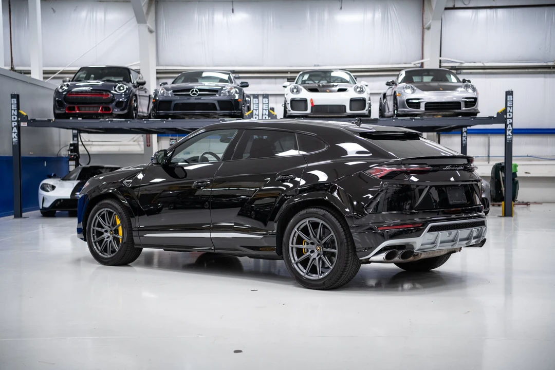 2019 Lamborghini Urus - Image 28 of 31