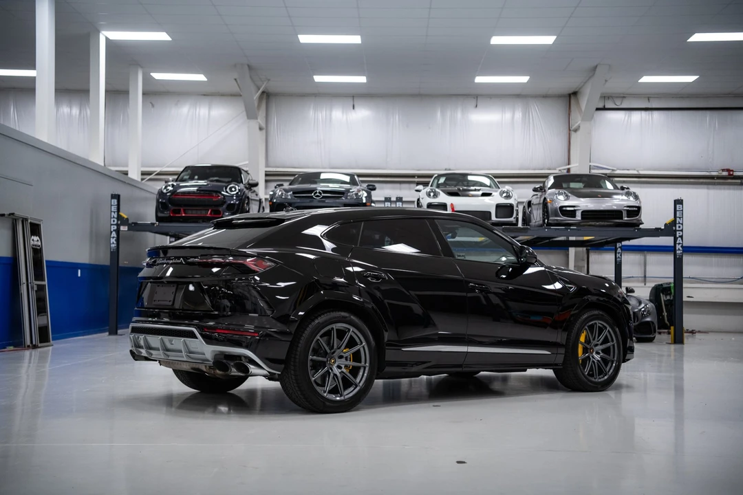 2019 Lamborghini Urus - Image 18 of 31