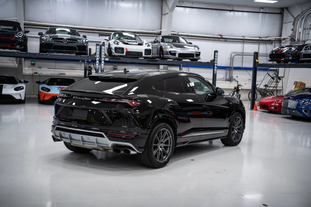 2019 Lamborghini Urus - Image 17 of 31