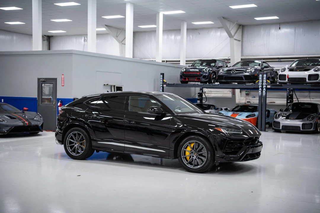 2019 Lamborghini Urus - Image 4 of 31