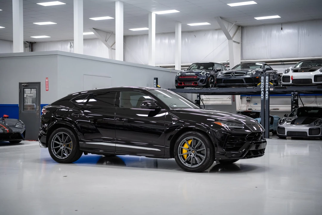 2019 Lamborghini Urus - Image 3 of 31