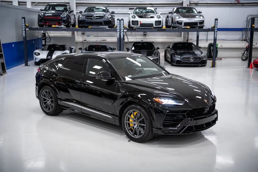 2019 Lamborghini Urus - Image 5 of 31