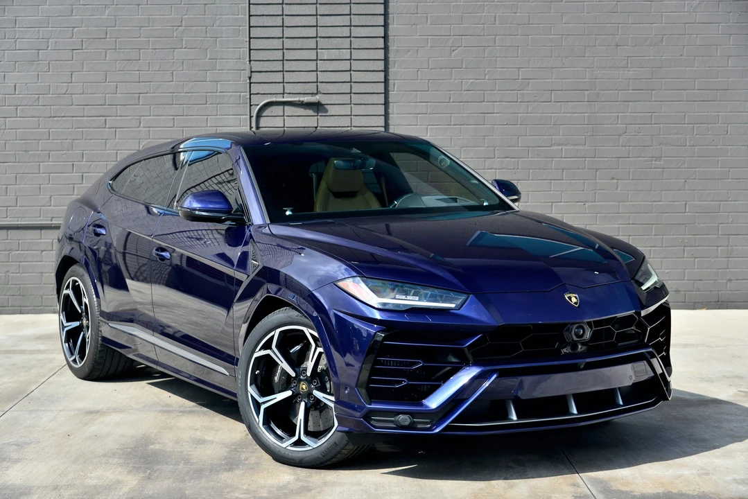 2019 Lamborghini Urus - Image 7 of 31